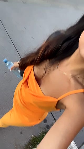 Orange dress'