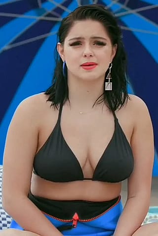 Ariel Winter'