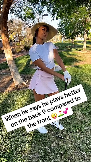 wanna play a round with me? (@sunshinegolfxo)'