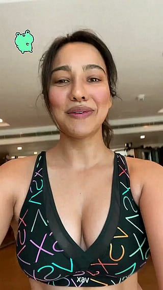 Neha Sharma'