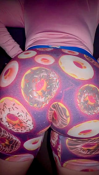 Drop your age if you stop to tomorrow these yoga shorts'