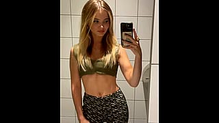 Freya Allan'