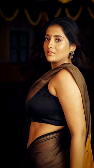 Raashi Singh'