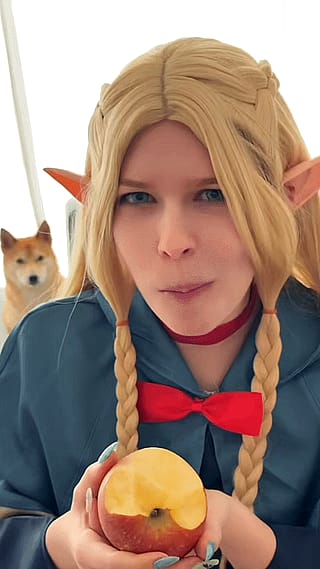 Marcille cosplay by me, kobold cosplay by my doggo'