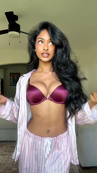 Kaaviya Sambasivam'