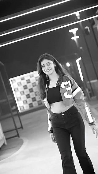 Tanvi dixit'
