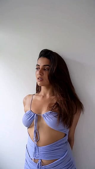 Wamiqa Gabbi'