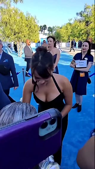 Dafne Keen Fantastic Four premiere signing'