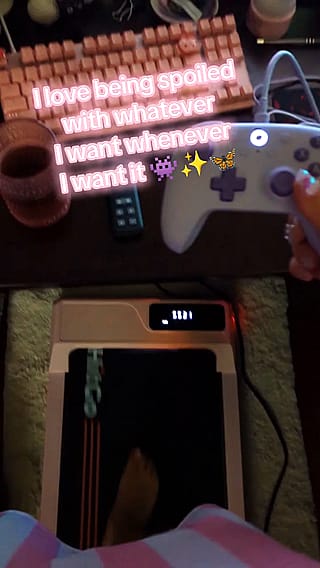 My first professor canceled class today so I can game until noon. 👾✨🦋'