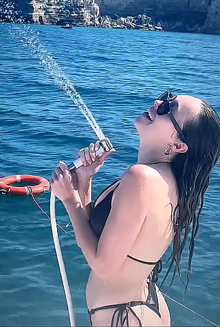 Alycia Debnam-Carey'