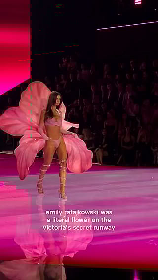 Emily Ratajkowski at Victoria's Secret show'